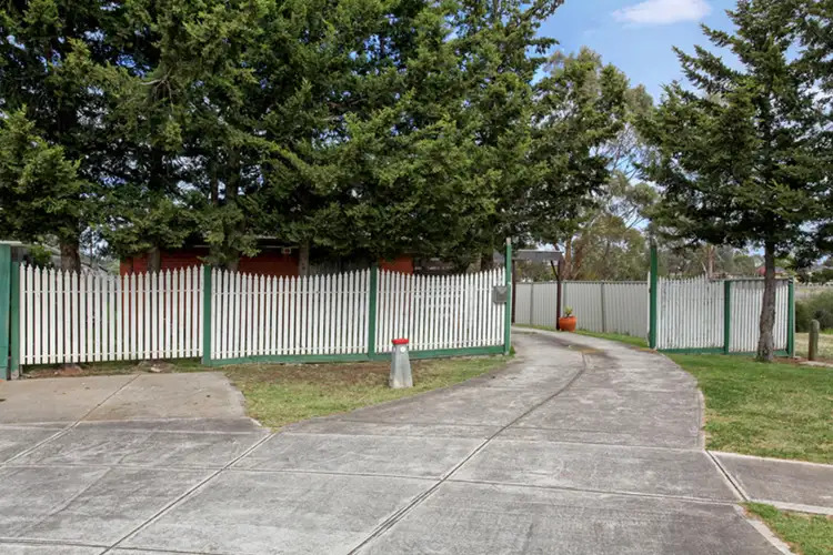 Second view of Homely house listing, 9 Dobell Crescent, Werribee VIC 3030