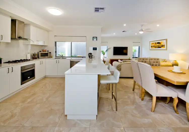 Fifth view of Homely villa listing, 3/211 Royal Street, Yokine WA 6060