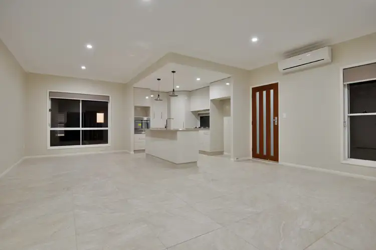 Second view of Homely unit listing, 33/565 Hume Street, Kearneys Spring QLD 4350
