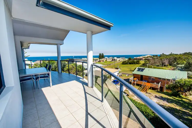 Second view of Homely house listing, 5 High Street, Fishermans Bay NSW 2316