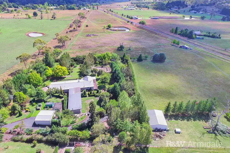 22 Springhill Lane, Armidale NSW 2350