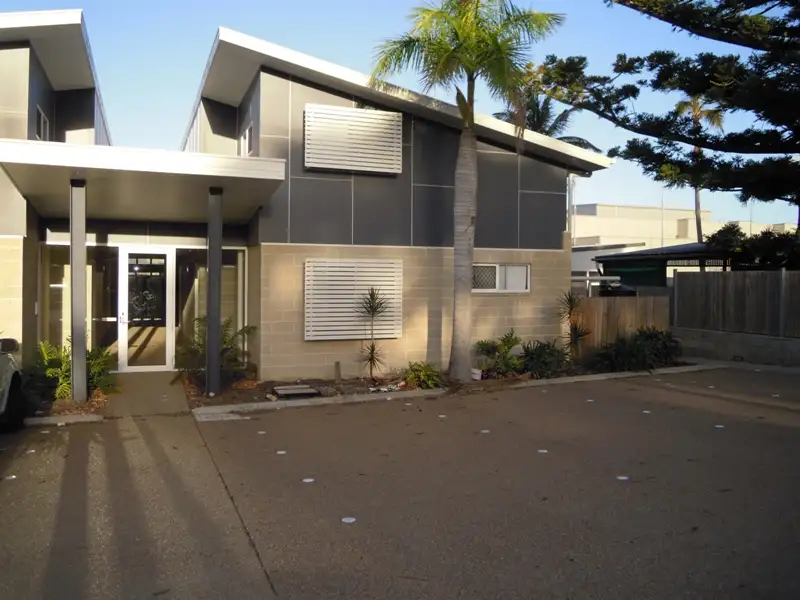 Main view of Homely unit listing, unit 2/ 5 Birdwood Avenue, Yeppoon QLD 4703