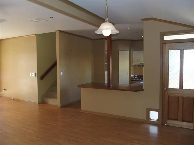 Fourth view of Homely house listing, 6 Julie Court, Emerald QLD 4720