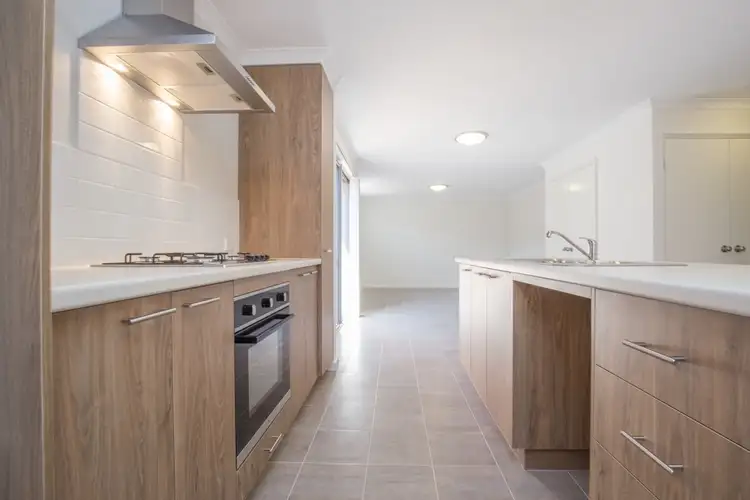 Sixth view of Homely house listing, 2/6 Bates rd, Innaloo WA 6018