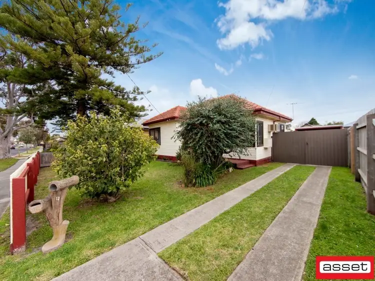 13 Crown Road, Bonbeach VIC 3196