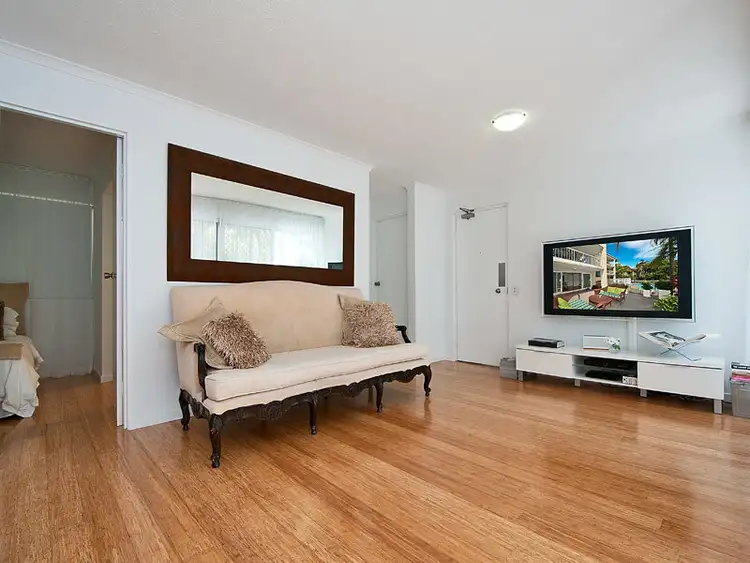 Fifth view of Homely unit listing, 3/25 'Moonbird' Federation Avenue, Broadbeach QLD 4218
