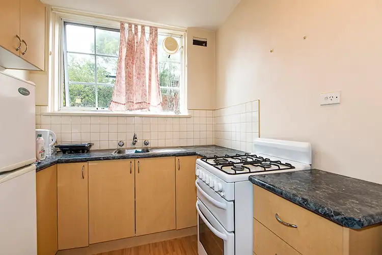 Second view of Homely apartment listing, 6/9 MILTON STREET, Ascot Vale VIC 3032