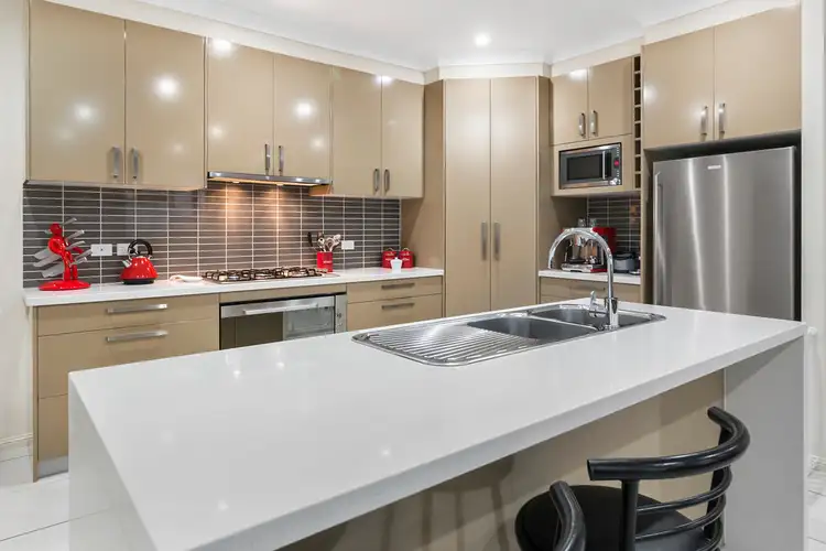 Sixth view of Homely house listing, 7 Pontville Close, West Hoxton NSW 2171