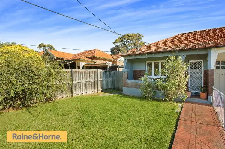 9 Bayview Road, Canada Bay NSW 2046