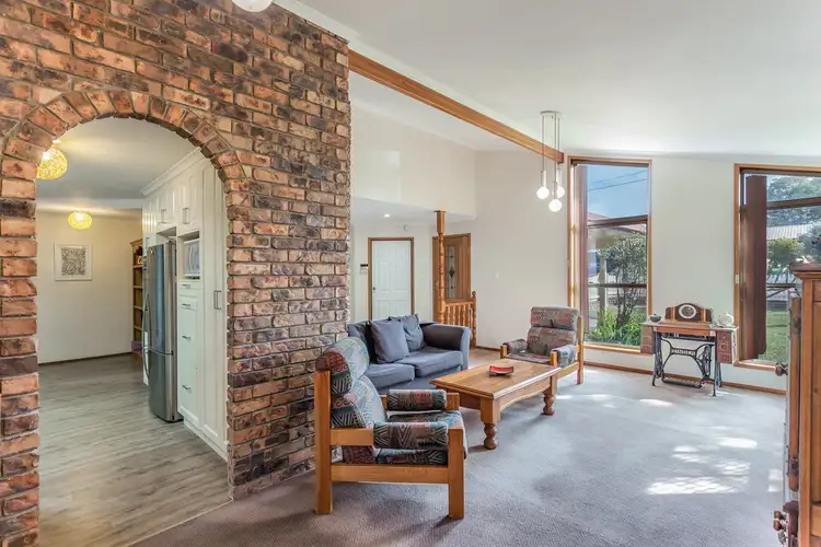 Second view of Homely house listing, 32 Broadfoot Street, Kearneys Spring QLD 4350