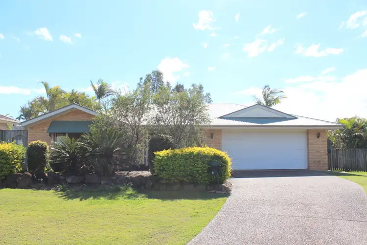 8 Gambier Crescent, Pacific Pines QLD 4211