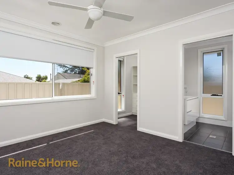 Fourth view of Homely house listing, 2/32 The Boulevarde, Kooringal NSW 2650