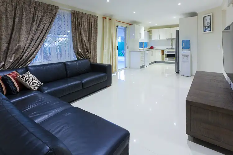 Sixth view of Homely house listing, 2 Stacey Court, Crestmead QLD 4132