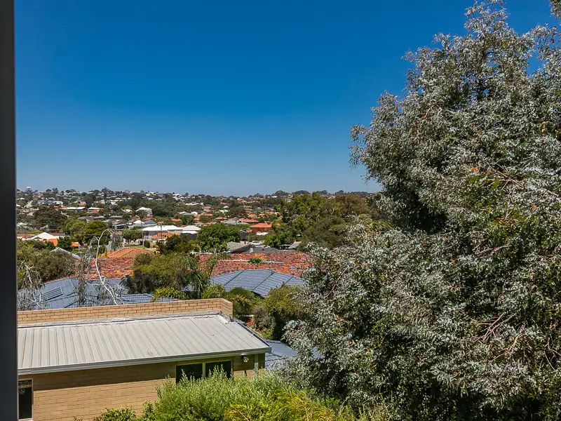 Main view of Homely unit listing, 12/84 Stanley Street, Scarborough WA 6019