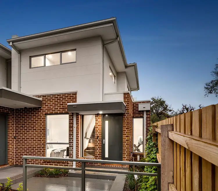 Main view of Homely townhouse listing, 4/160 Thompsons Road (Access via Millicent Avenue), Bulleen VIC 3105