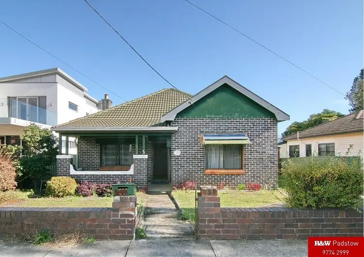 60 Chamberlain Road, Padstow NSW 2211