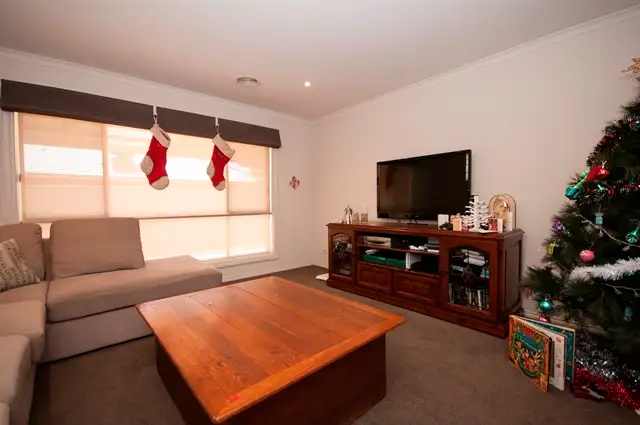 Fifth view of Homely house listing, 4 Cormorant Avenue, Bandiana VIC 3694