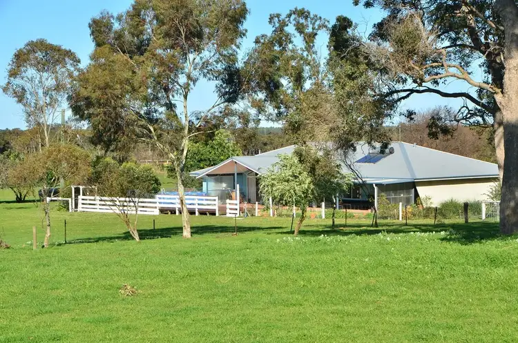 59 Newman Rd, Narrikup WA 6326