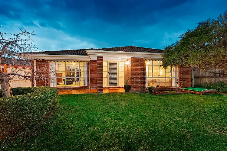 8 Immerset Drive, Chelsea Heights VIC 3196
