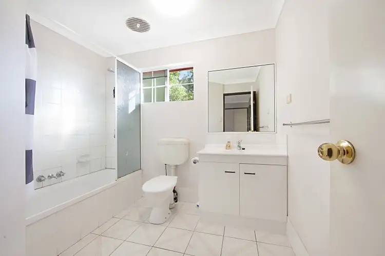 Fourth view of Homely unit listing, 5/3-5 Norris Street, Hermit Park QLD 4812
