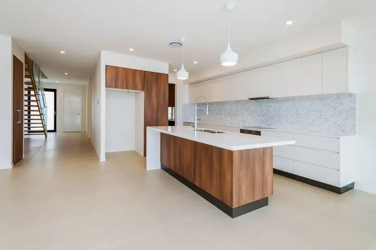 Fifth view of Homely house listing, House 3/42 Margaroola Avenue, Biggera Waters QLD 4216