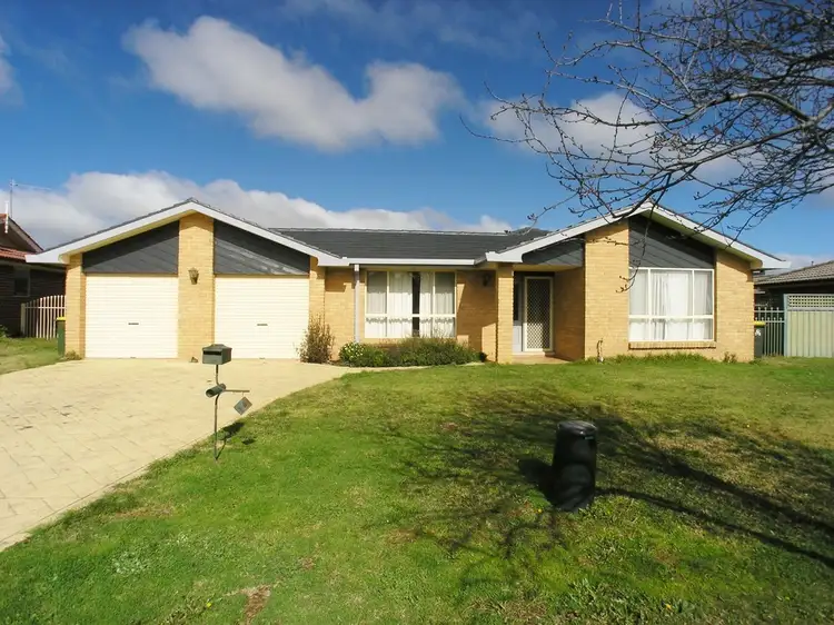 14 Jarrah Place, Orange NSW 2800