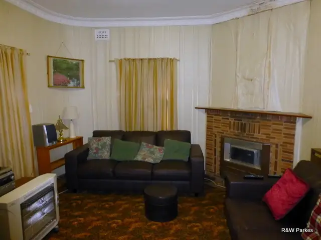 Third view of Homely house listing, 35 East Street, Parkes NSW 2870