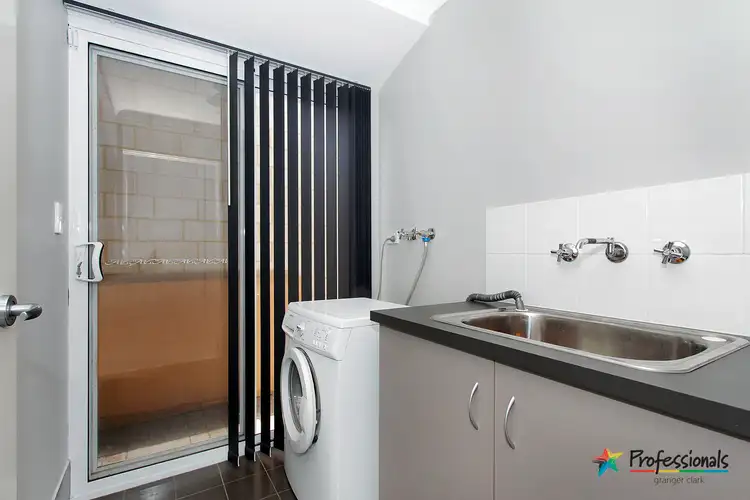 Seventh view of Homely house listing, 1/6 Malting Court, Canning Vale WA 6155