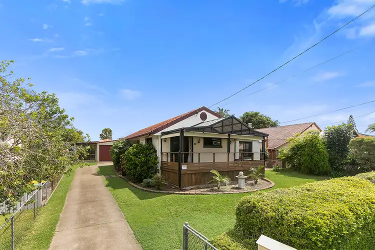 19 NATASHA STREET, Wynnum West QLD 4178