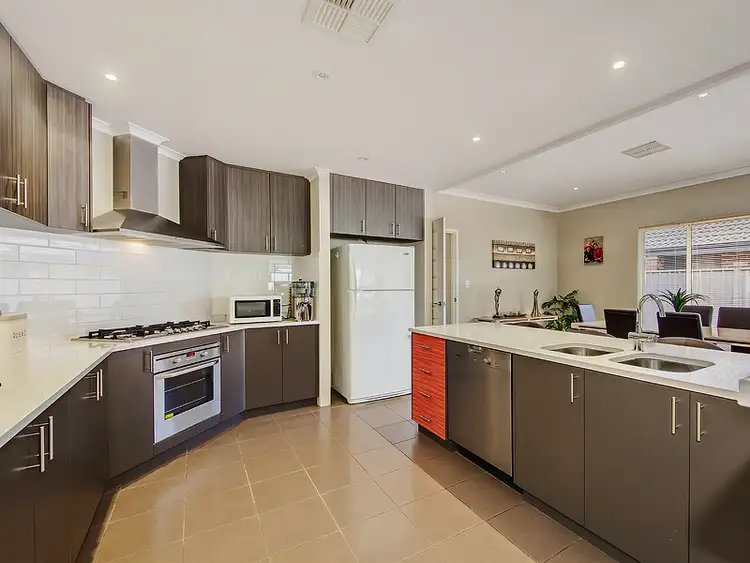 Fifth view of Homely house listing, 20 Astrolabe Way, Swan View WA 6056