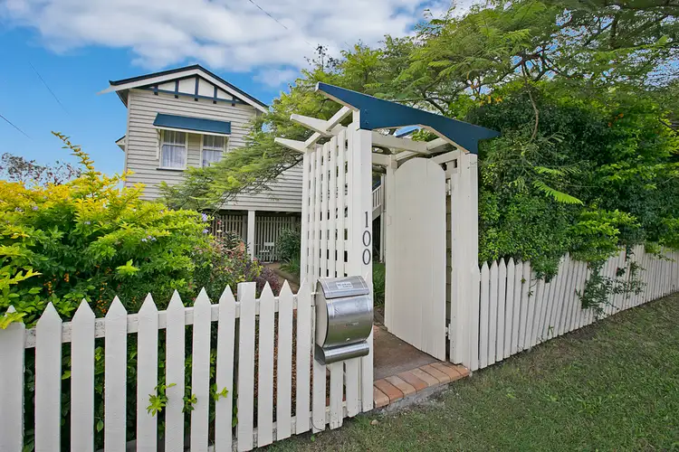100 Gordon Parade, Manly QLD 4179