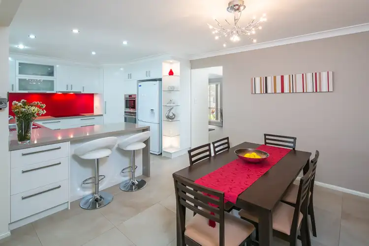 Fifth view of Homely house listing, 2 Bollard Court, Cleveland QLD 4163