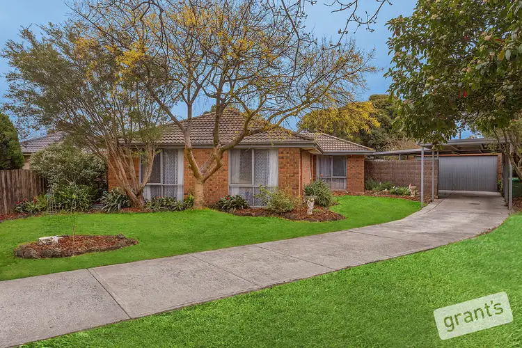 24 Lorraine Court, Pakenham VIC 3810
