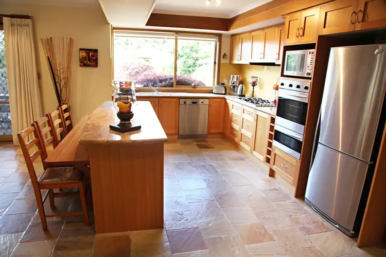Fifth view of Homely house listing, 6 Tandderwen Court, Narre Warren North VIC 3804