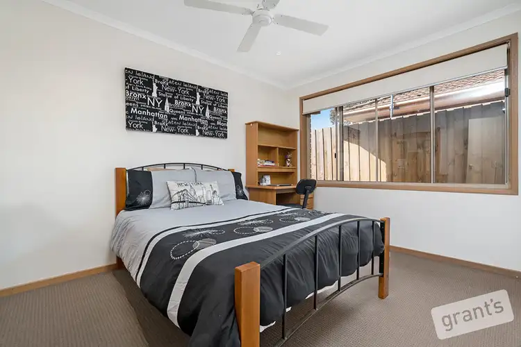 Fifth view of Homely house listing, 3 Neilian Retreat, Berwick VIC 3806