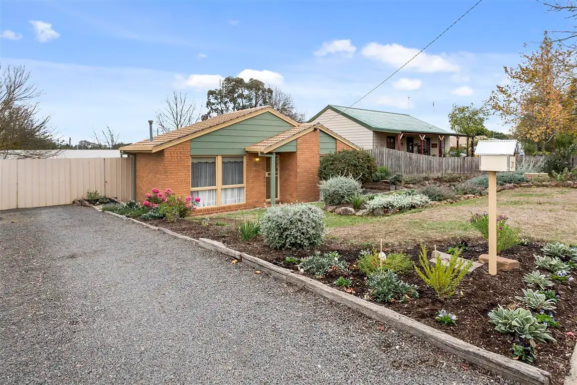 Main view of Homely house listing, 31 Jacobs Avenue, Kyneton VIC 3444