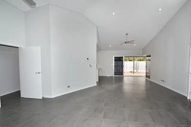 Fifth view of Homely unit listing, 2/6 Winnecke Avenue, East Side NT 870