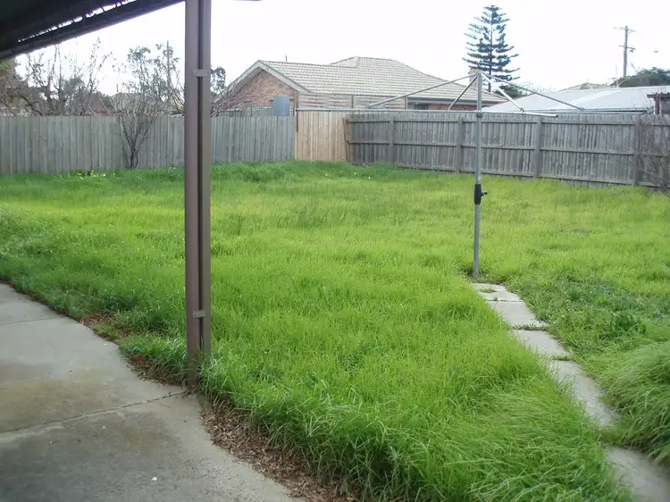 Fifth view of Homely house listing, 6 Colin Court, Broadmeadows VIC 3047
