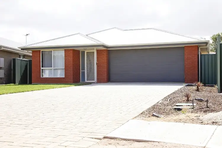 Second view of Homely house listing, 10 Mattei Court, Evanston SA 5116