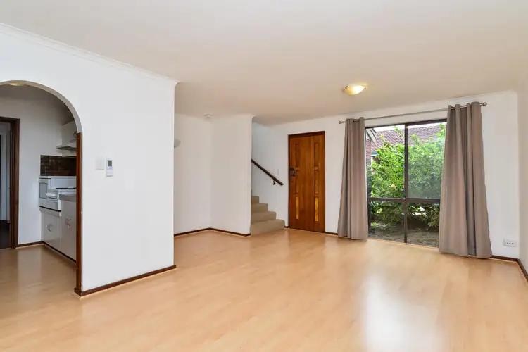 7/3 Robin Street, Menora WA 6050