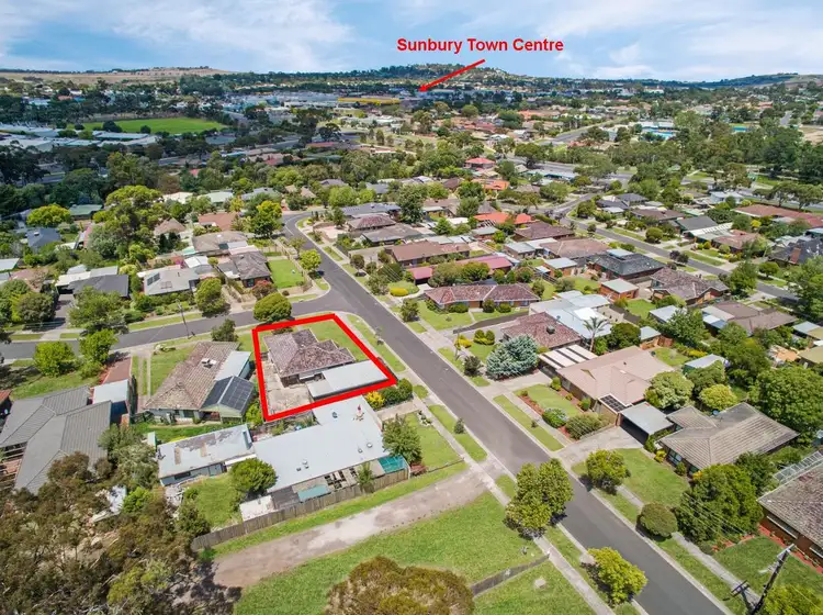 Second view of Homely house listing, 1 Hughes court, Sunbury VIC 3429