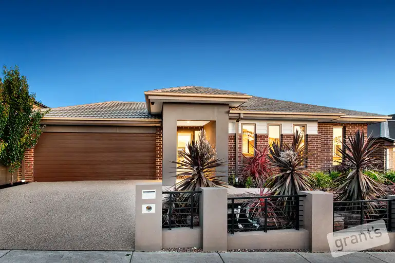 Main view of Homely house listing, 44 Grandvue Boulevard, Pakenham VIC 3810