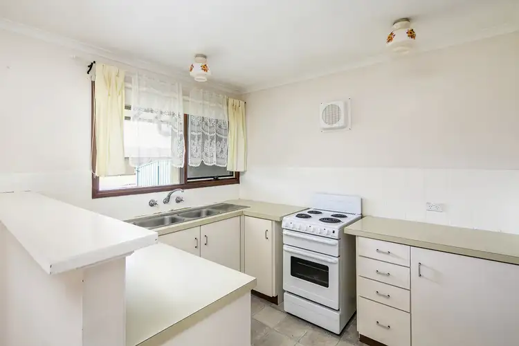 Second view of Homely house listing, 7 Constable Court, Mitchell Park SA 5043