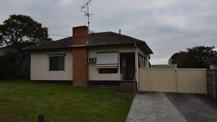 2 Hampton Street, Moe VIC 3825