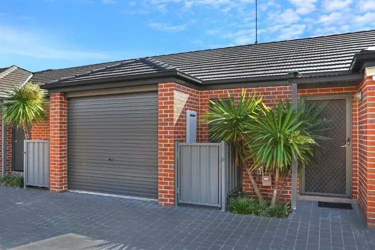 7/57 Illowra Crescent, Primbee NSW 2502