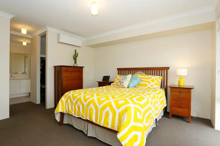 Second view of Homely house listing, 4 Korcula Court, Munster WA 6166