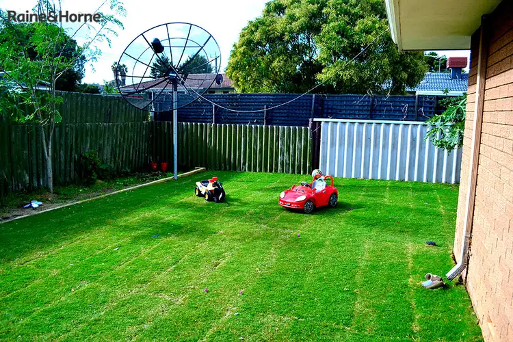 7B Urana Rd, Armadale WA 6112