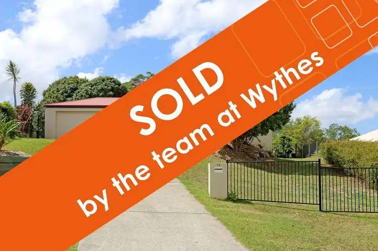 35 Kensington Drive, Cooroy QLD 4563