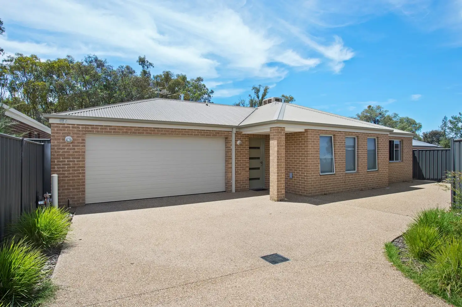 Main view of Homely townhouse listing, 2/46 Hotham Circuit, Thurgoona NSW 2640