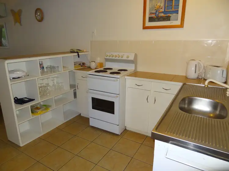 Seventh view of Homely house listing, 9/26 Bourke Street, Blacks Beach QLD 4740